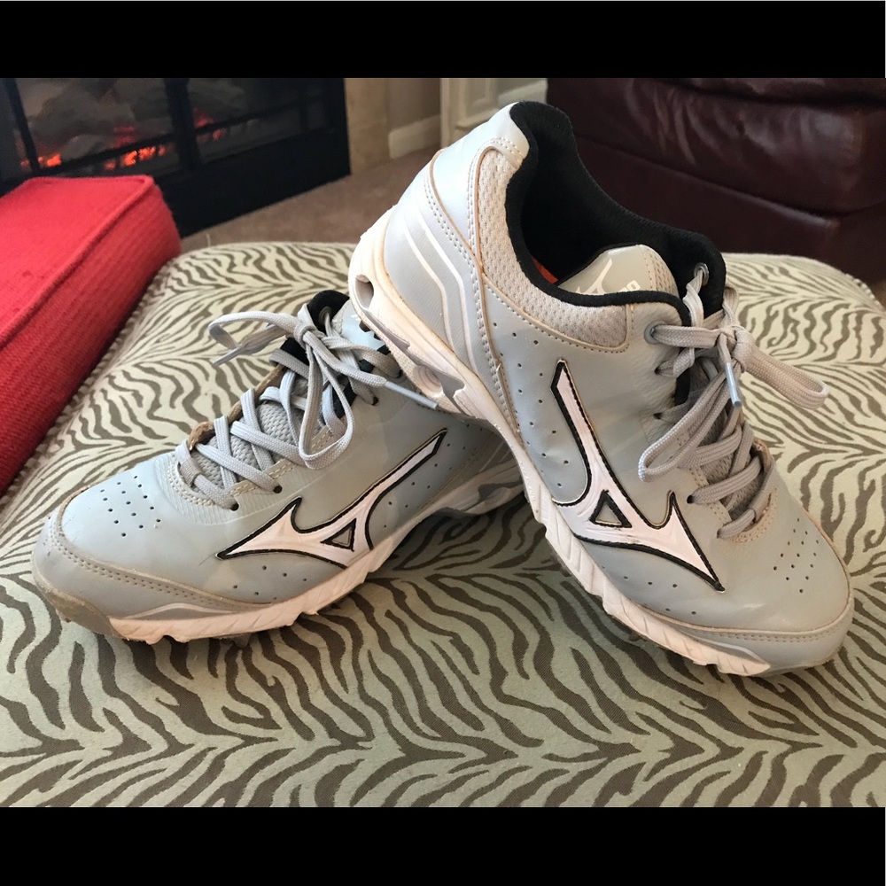 Mizuno Baseball spikes